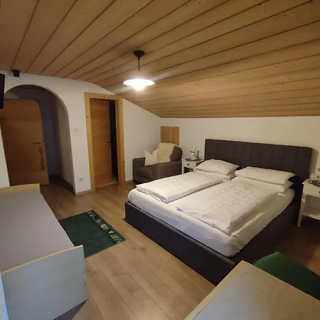 Garni Hattlerhof B&B-2